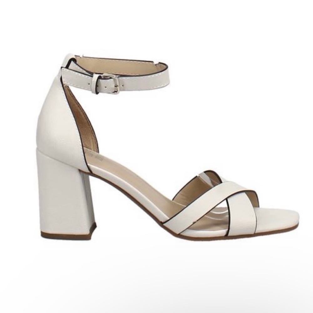 NATURALIZER MAGGIE SANDAL!! Womens 8.5